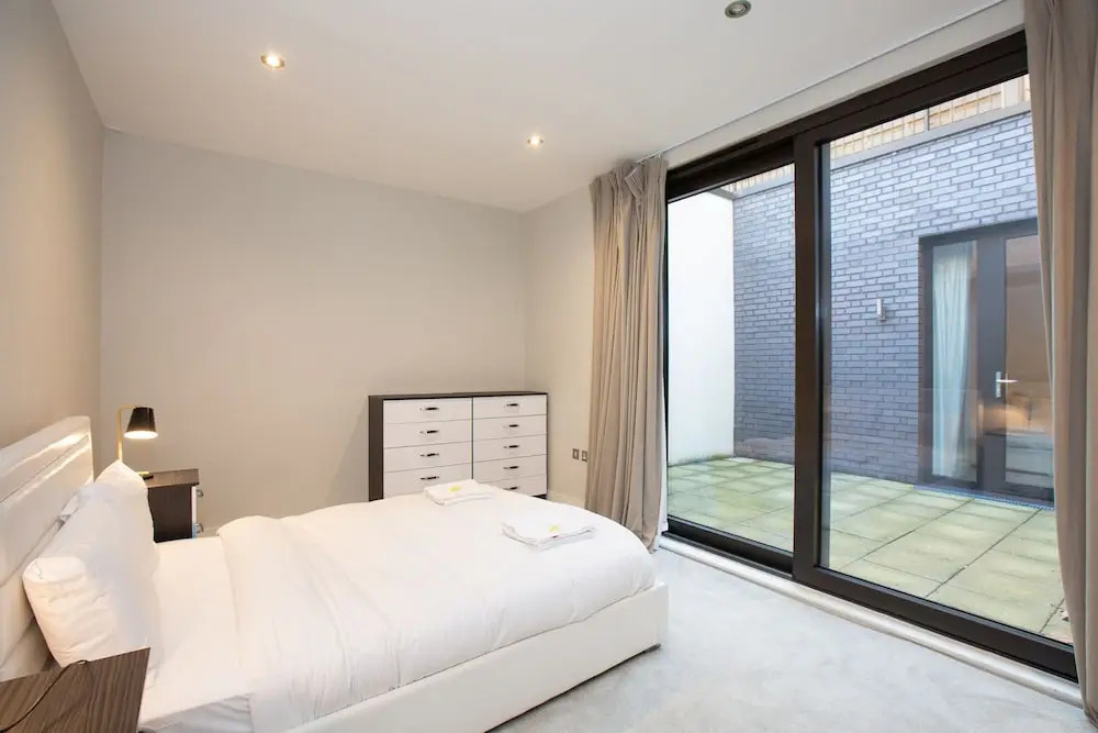Split Level 2 Bed In Maida Vale, Near Paddington
