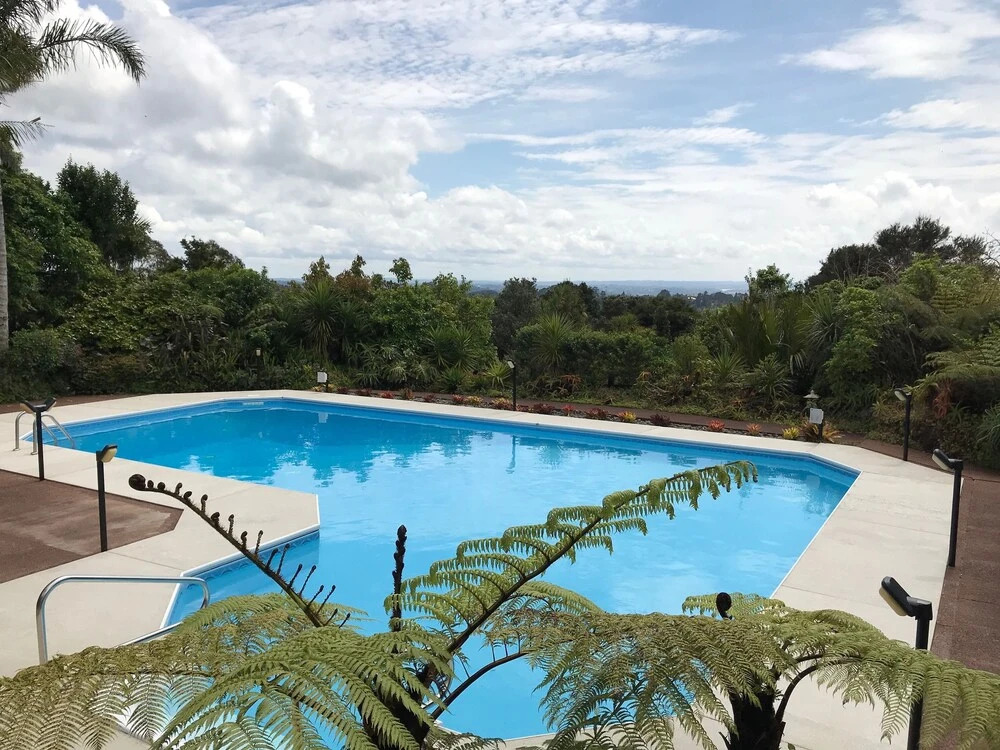 Miharo Bed & Breakfast