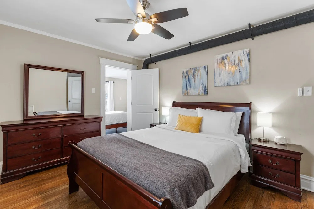 Forest Park Oasis | JZ Vacation Rentals