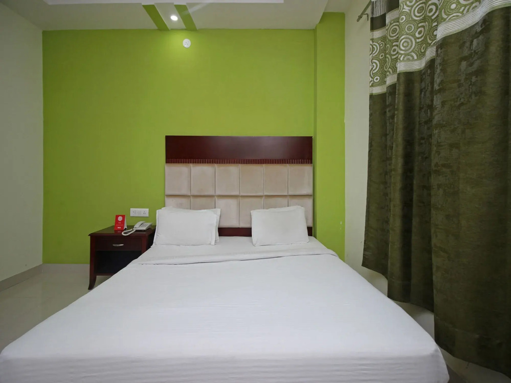 OYO 9845 Hotel Kirti Heritage