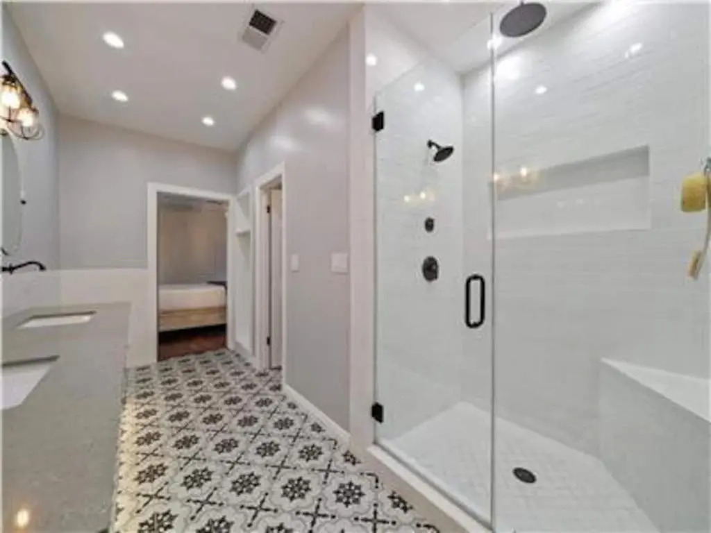 Family Home- Luxury Oasis- Minutes To Beach