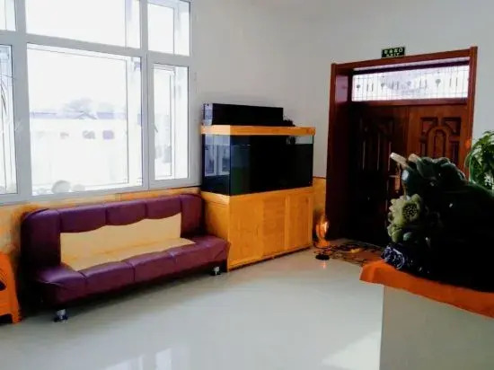 Shuangying Farm House