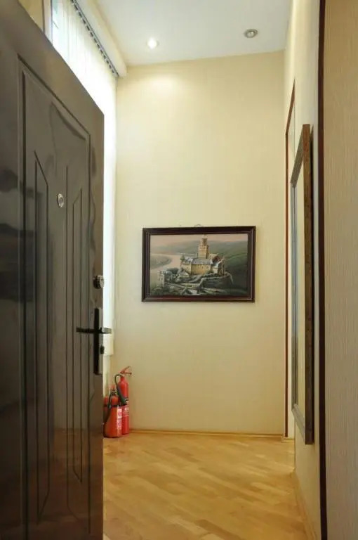 CITY CENTR. MAIN MAIL. Apartment.