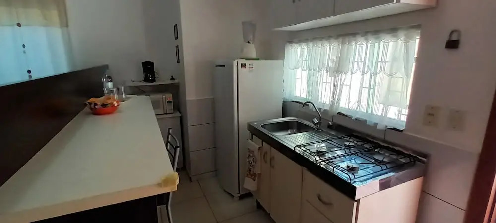 Apto 1 Quarto com Varanda e Estacionamento perto da praia