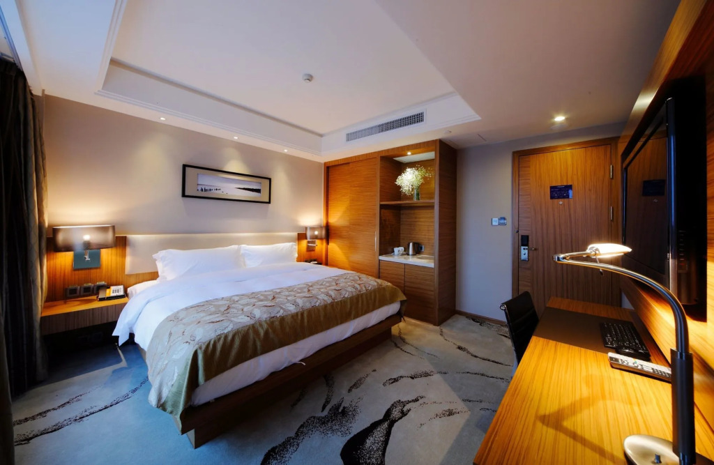 DW Hotel