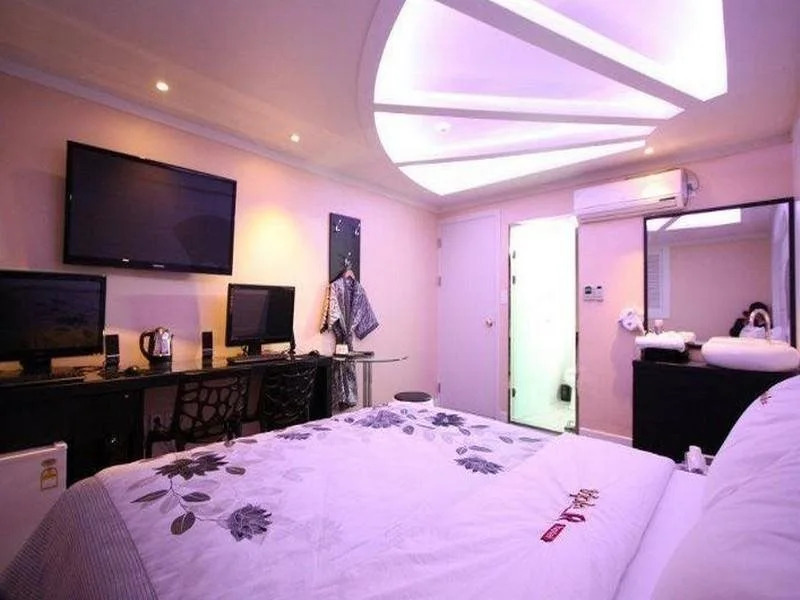 Seoul R Hotel
