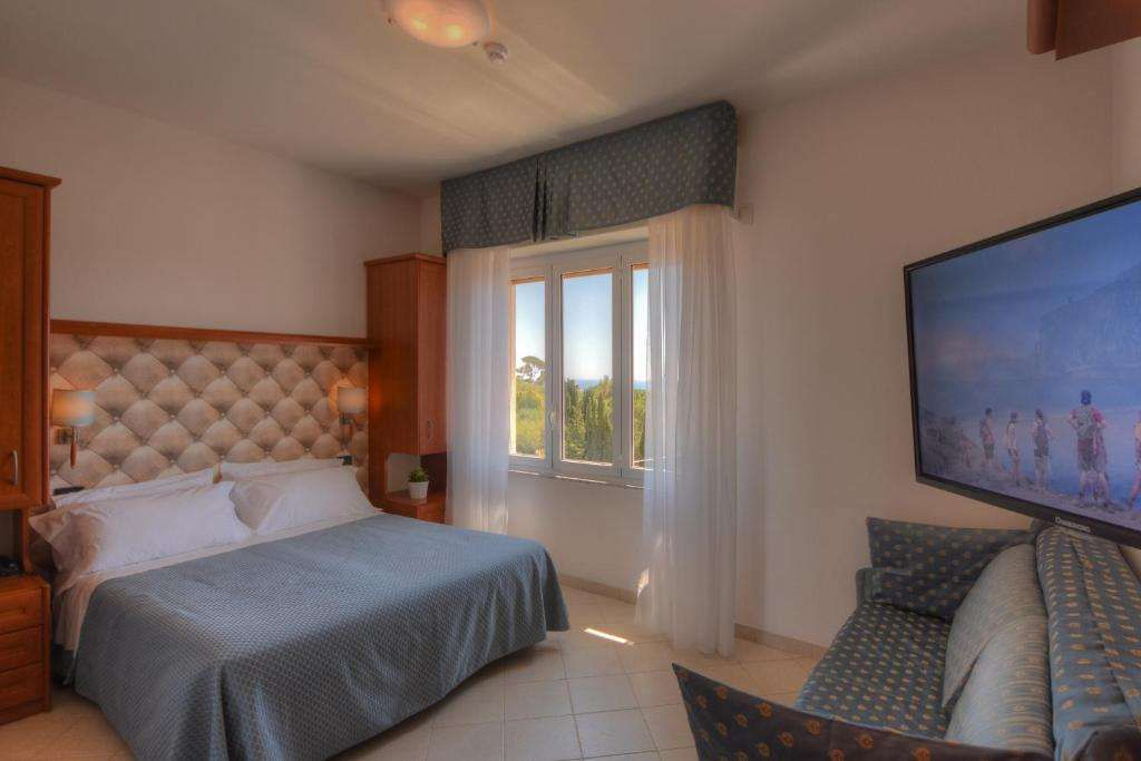 Hotel Noris