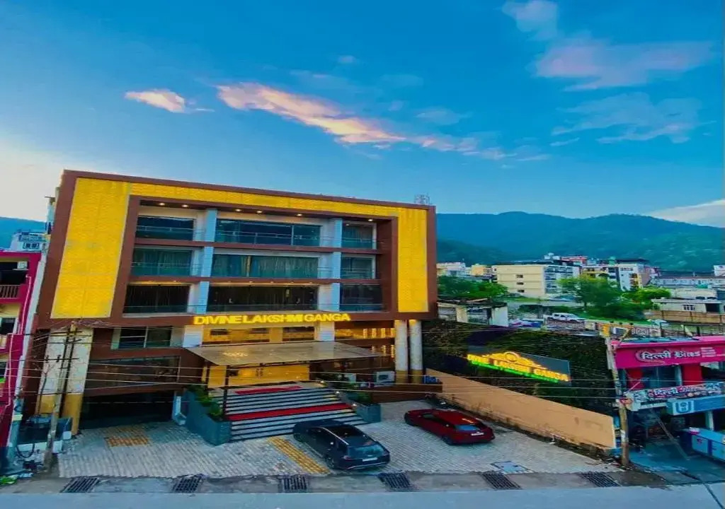 Hotel Divine Lakshmi Ganga