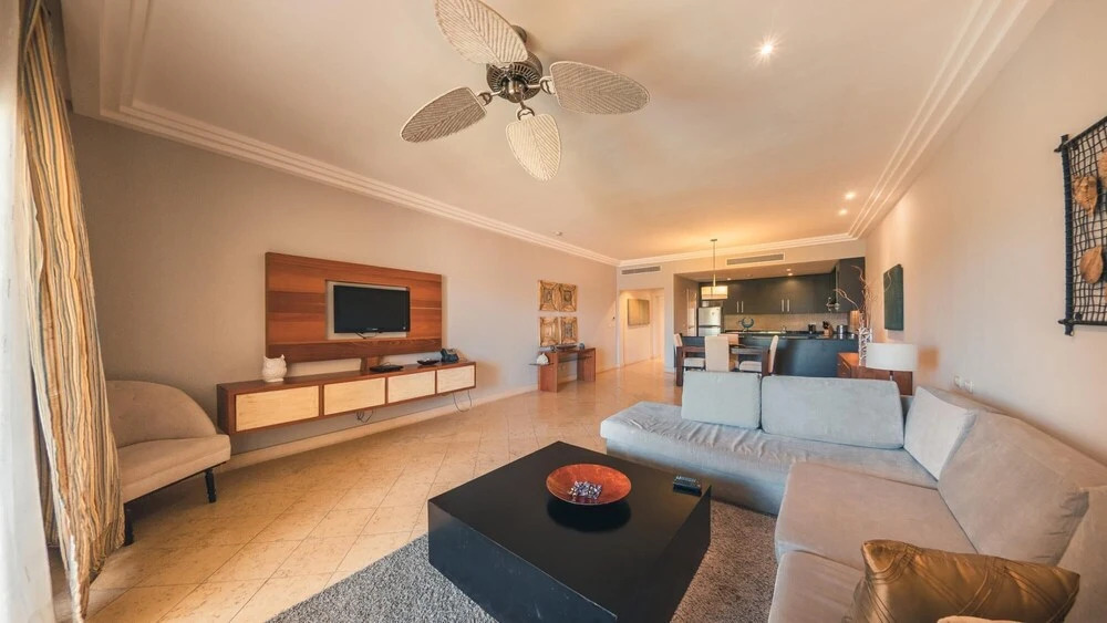 Charming Fishing Lodge w Pool View C42