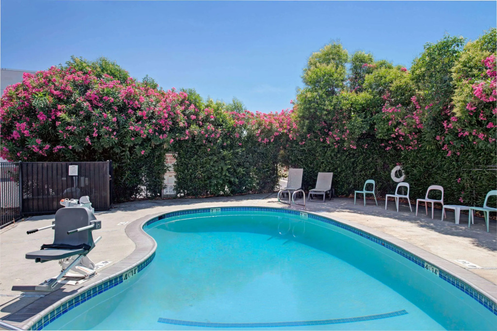 Super 8 by Wyndham Sacramento/Florin Rd