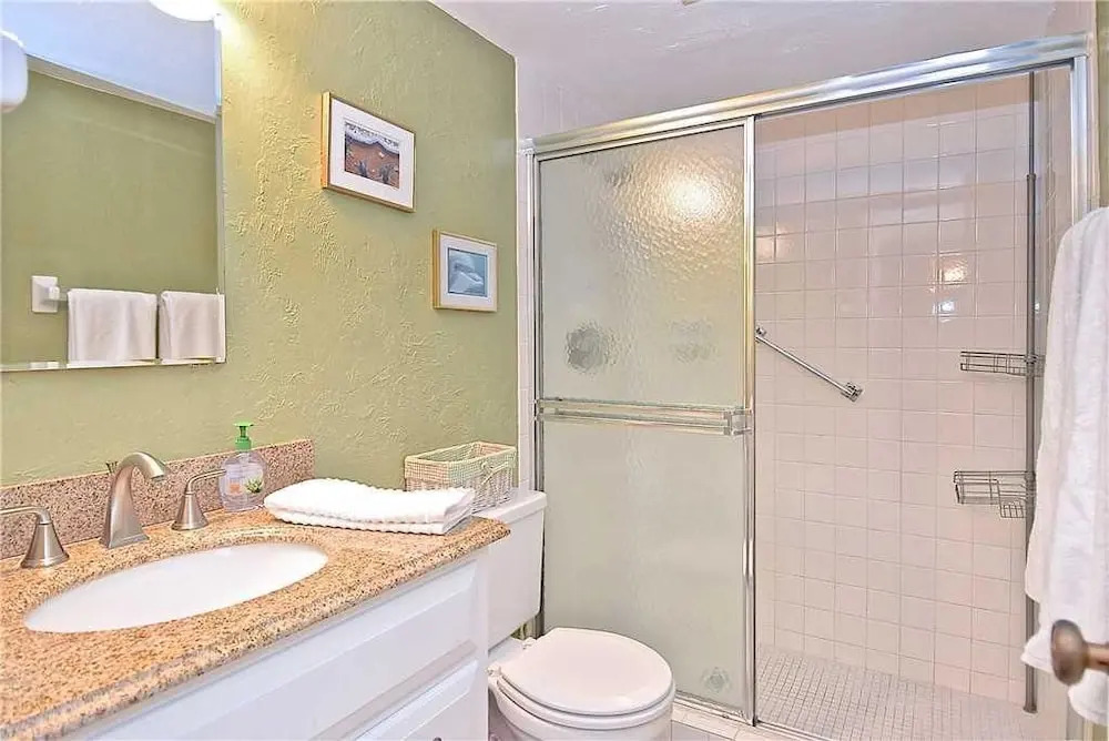 White Sands Village 205 - Two Bedroom Condo