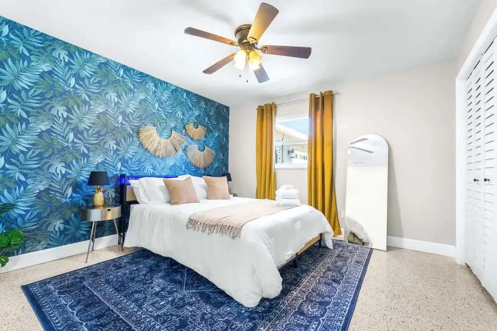 Bay Crest House Stay for 10!