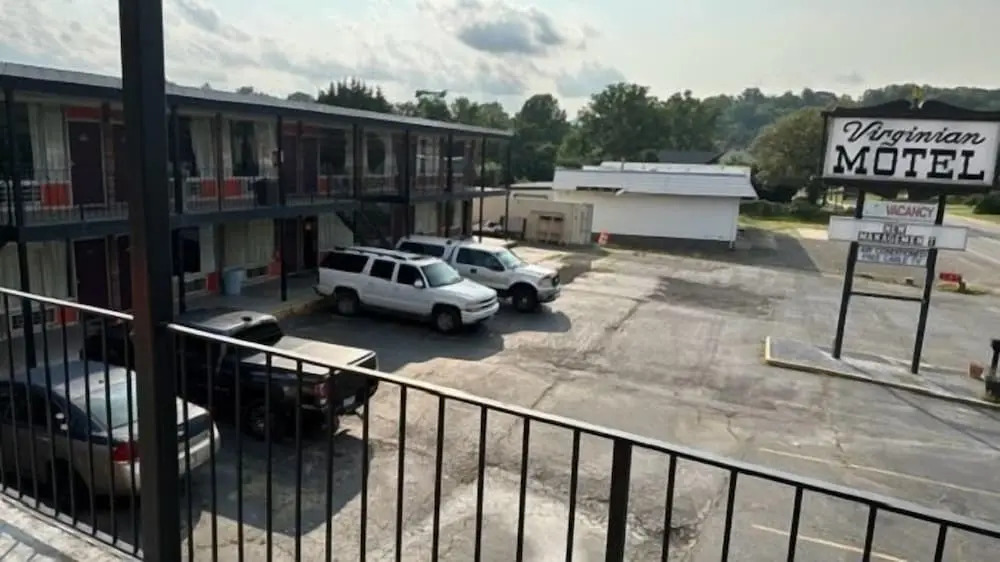 Virginian Motel