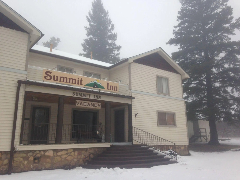 The Summit Inn