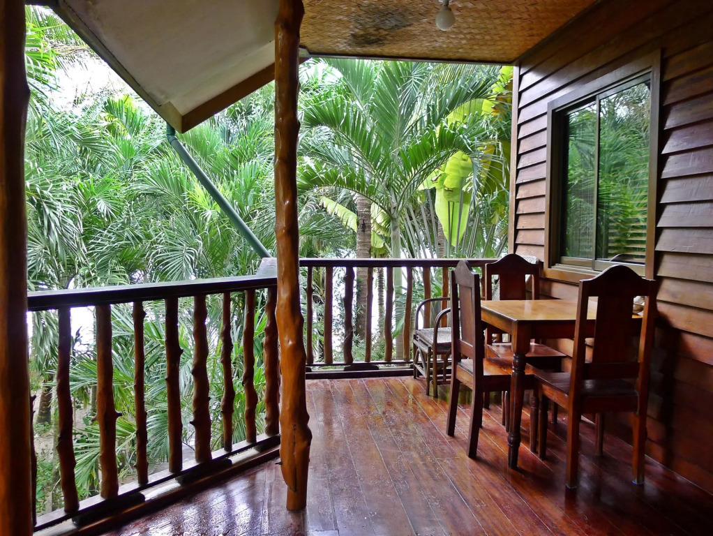 La Salangane Caalan Beach Villa