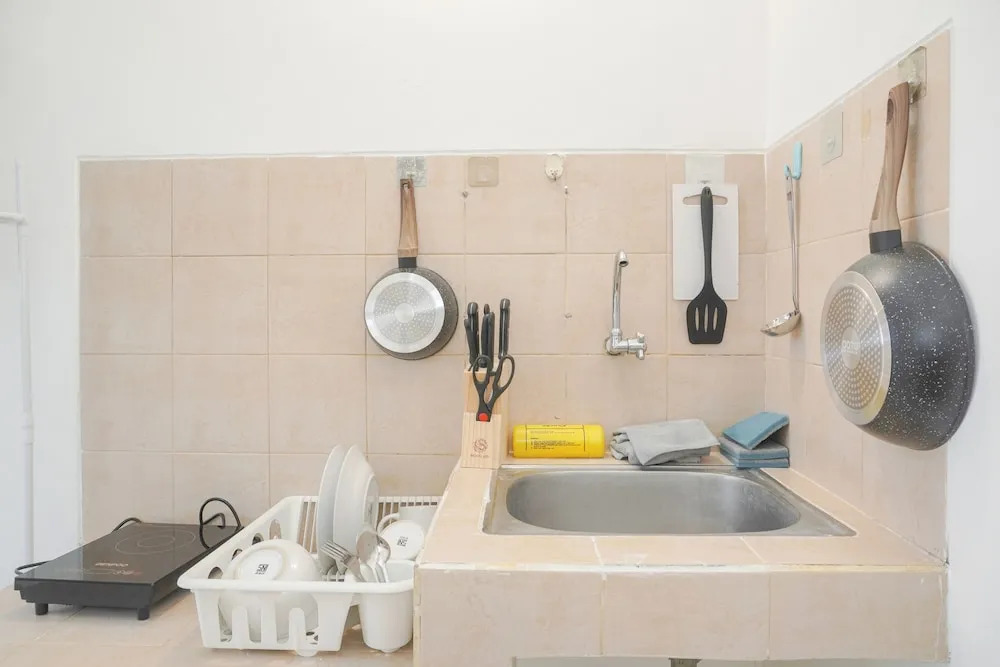 Minimalist Studio Taman Semanan Indah Cengkareng Apartment