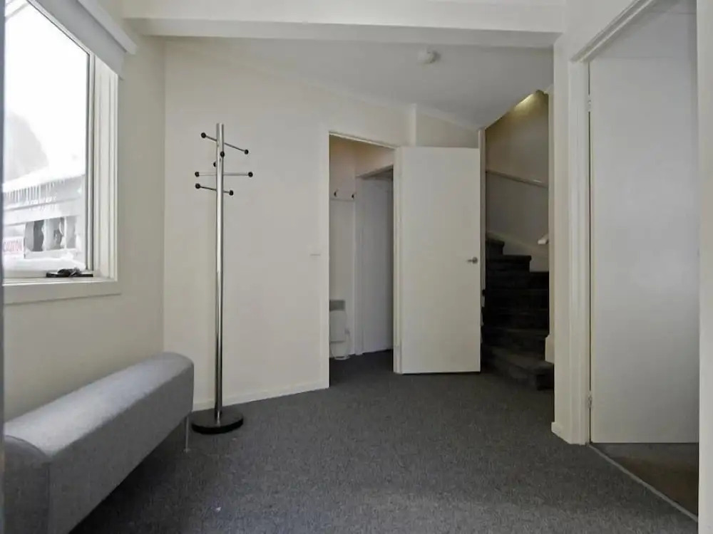 Pearse 3