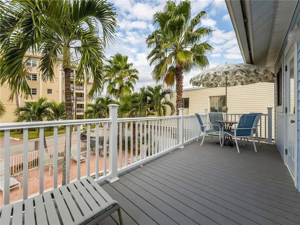 Sea Horse Upper Level, 3 Bedrooms, Sleeps 10, Heated Pool, Pet Friendly
