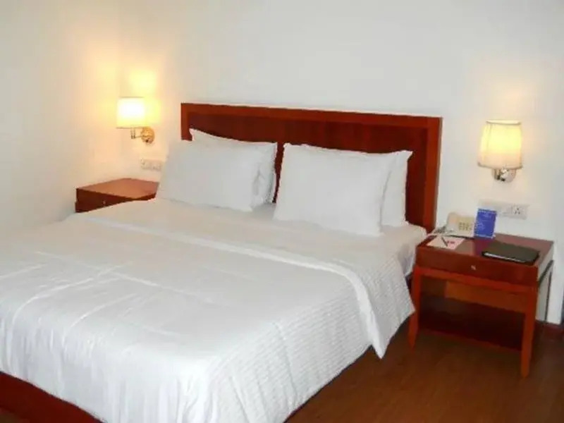 Royal Sarovar Premier