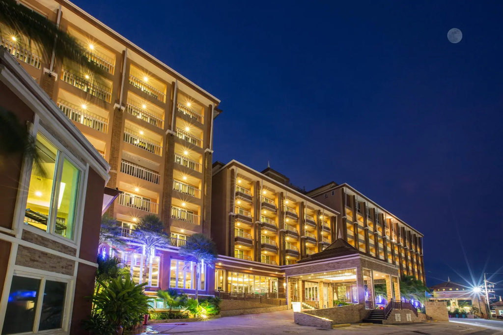 Saisawan Beach Luxury Hotel