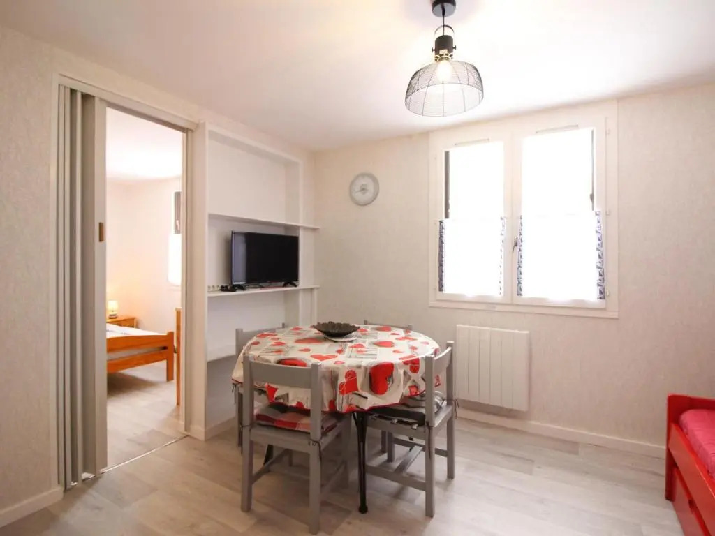 Appartement Mont-Dore, 2 pièces, 4 personnes - FR-1-608-91