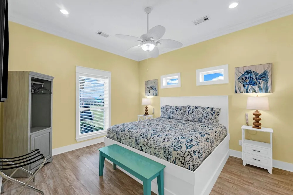 Steps to Shore! just Beachy Home w/ Deck + Views