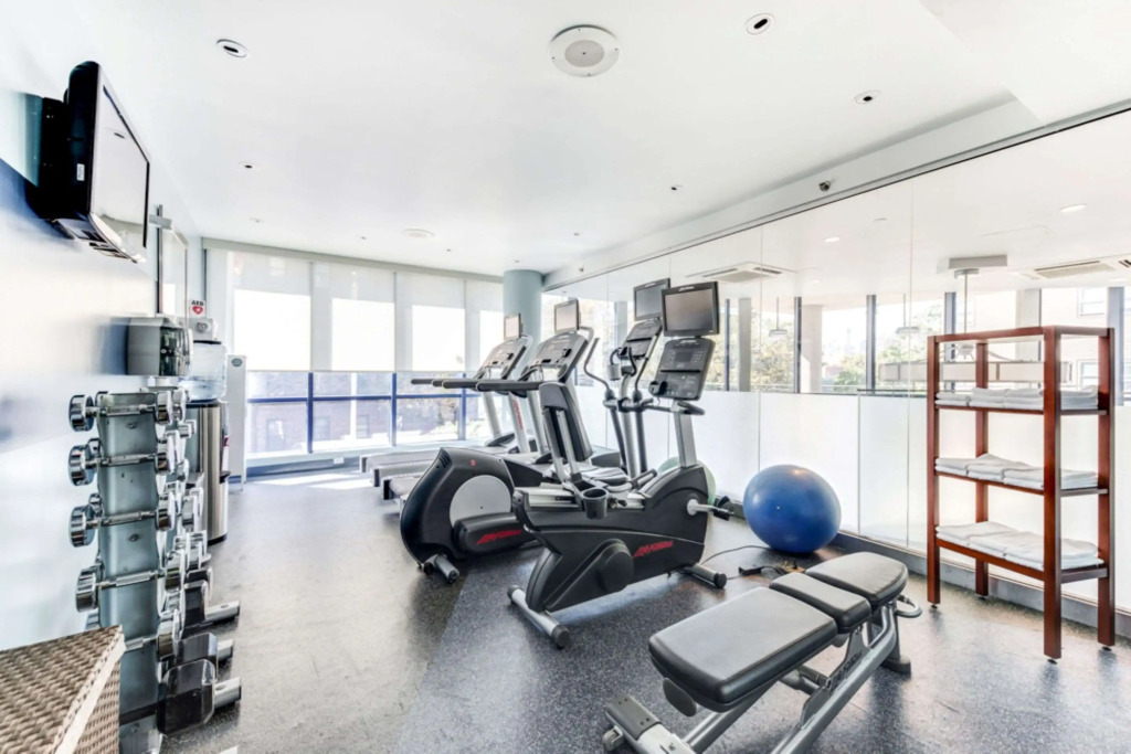 Vista LIC Hotel, Premier Collection by Best Western
