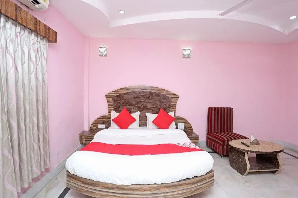 OYO Flagship 44549 Hotel Benjamin