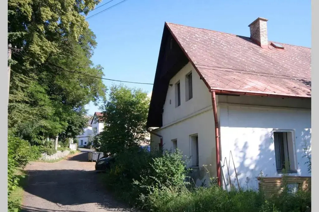 Pobyt v CHKO České středohoří pod horou Milešovkou