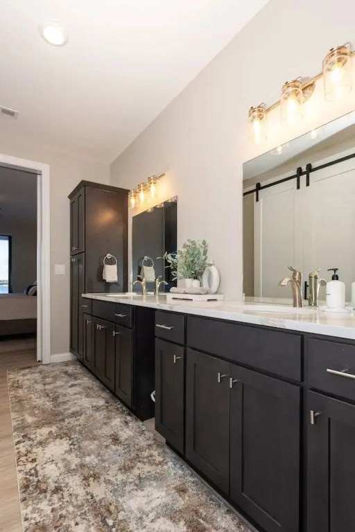 Topsider Condo w/ Stunning Lake Views, Shuffleboard & King Beds