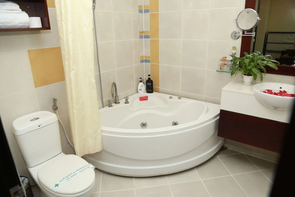 A25 Premium Hotel - 20 Bùi Thị Xuân