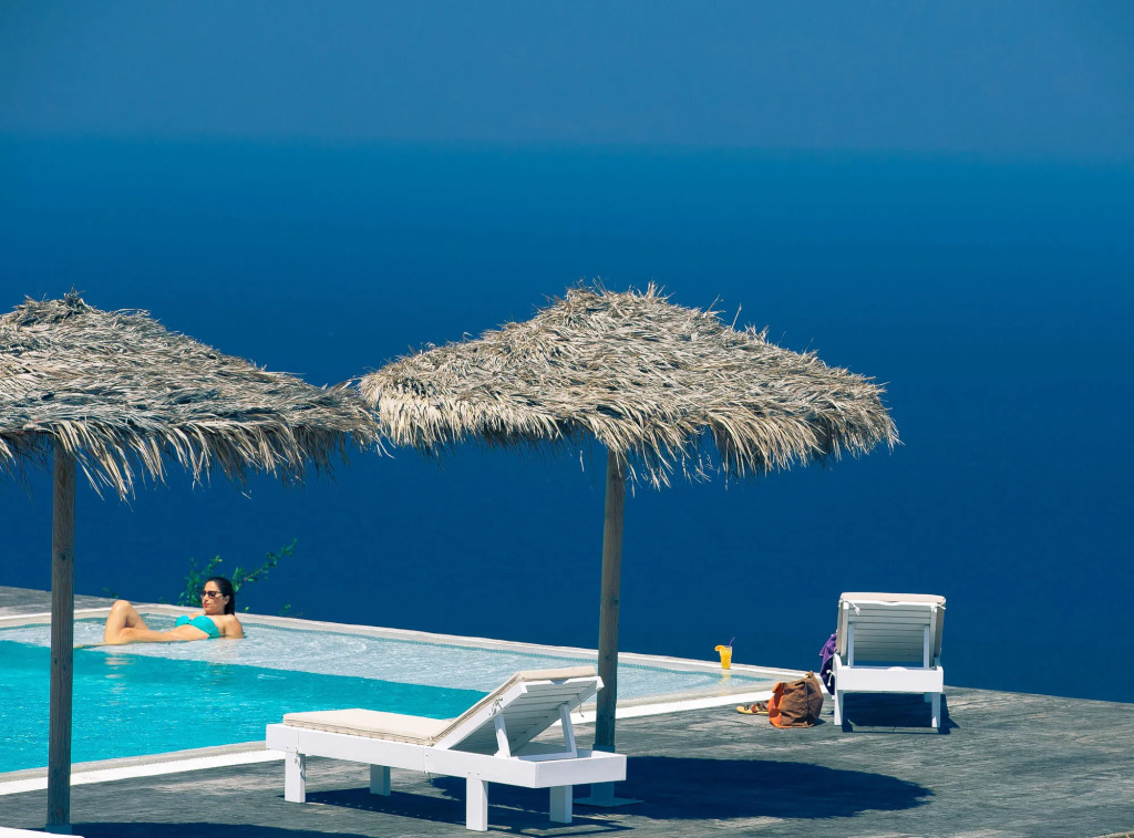 EOS Villa