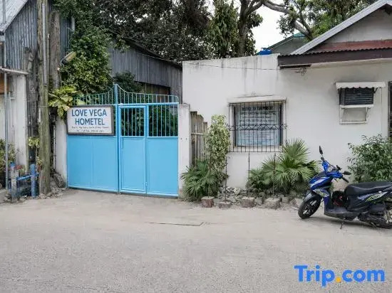 Love Vega Hometel El Nido near Beach