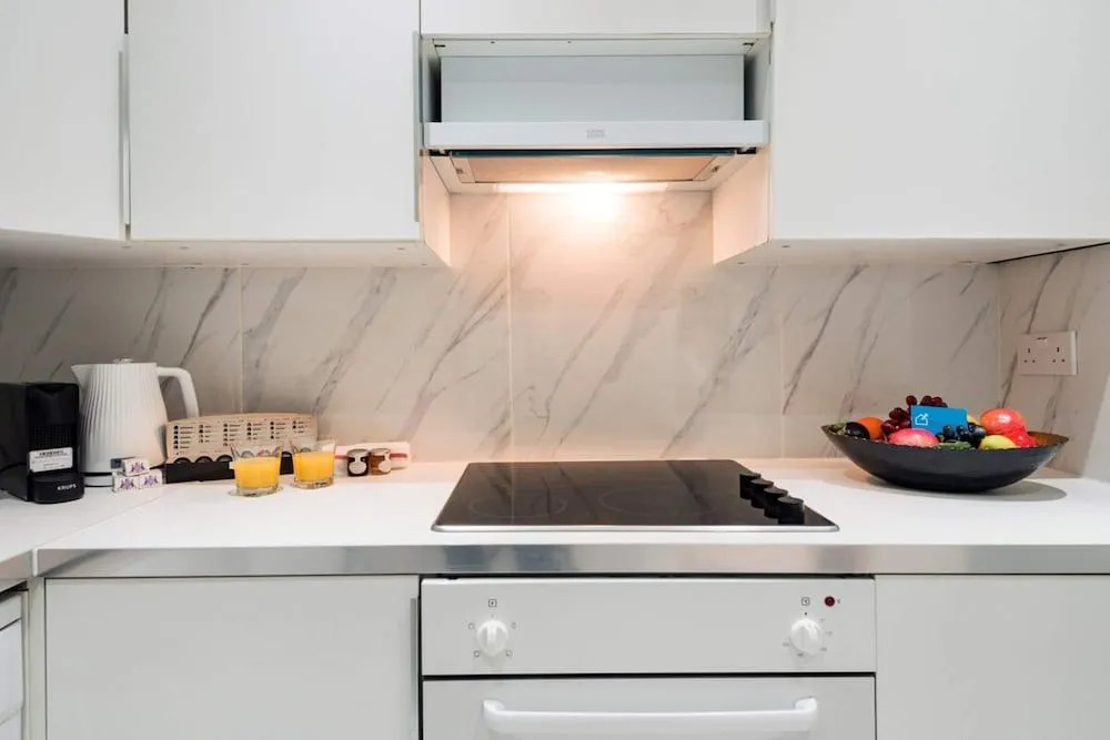 The Armadale Road Residence I