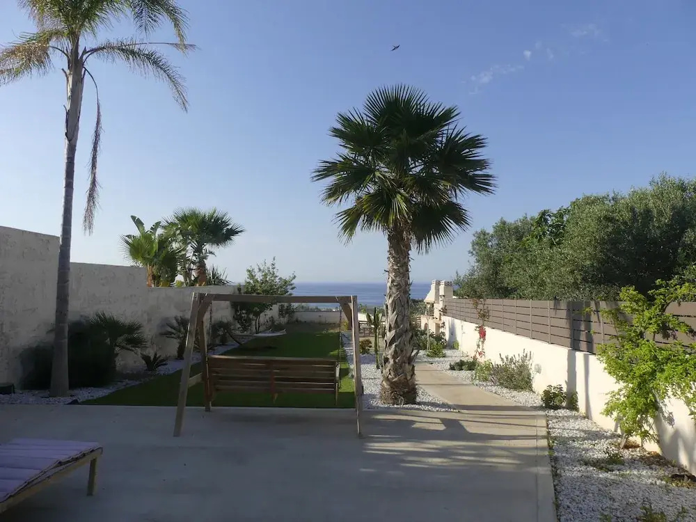 Zoi's SeaView House