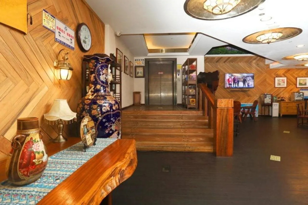 GreenTree Eastern Hotel Yueqing Chenmu Square
