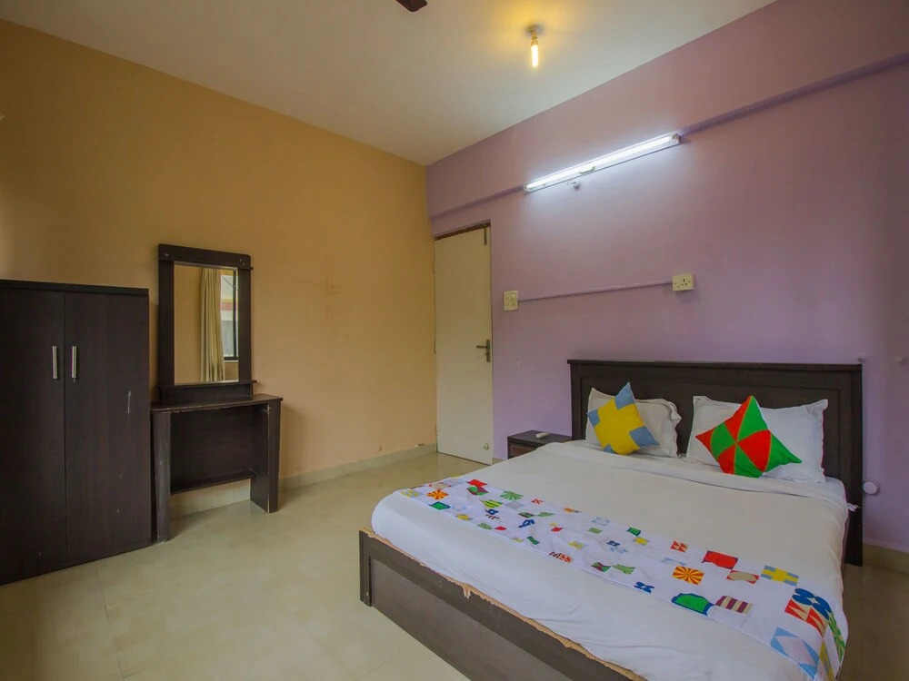OYO 17028 Hotel Aviva Residency