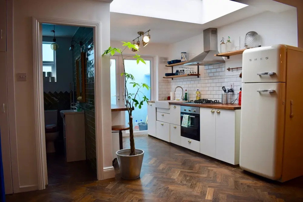 Renovated 2 Bedroom Home in The Liberties