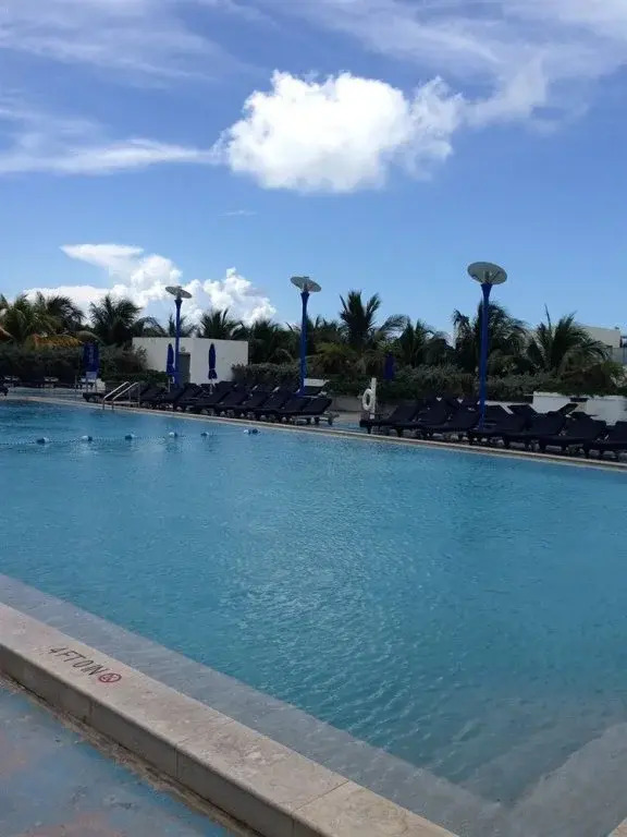 Roney Palace
