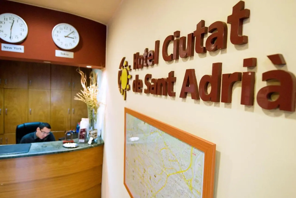Hotel Ciutat De Sant Adria