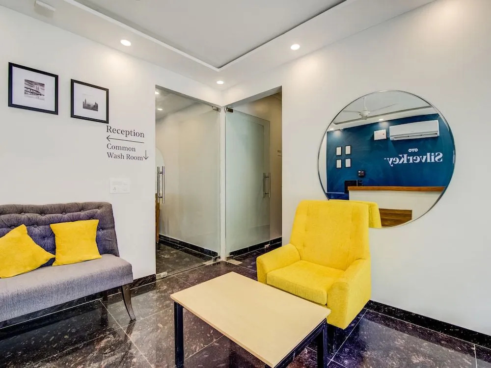 Silverkey Executive Stays 19653 Star Mall