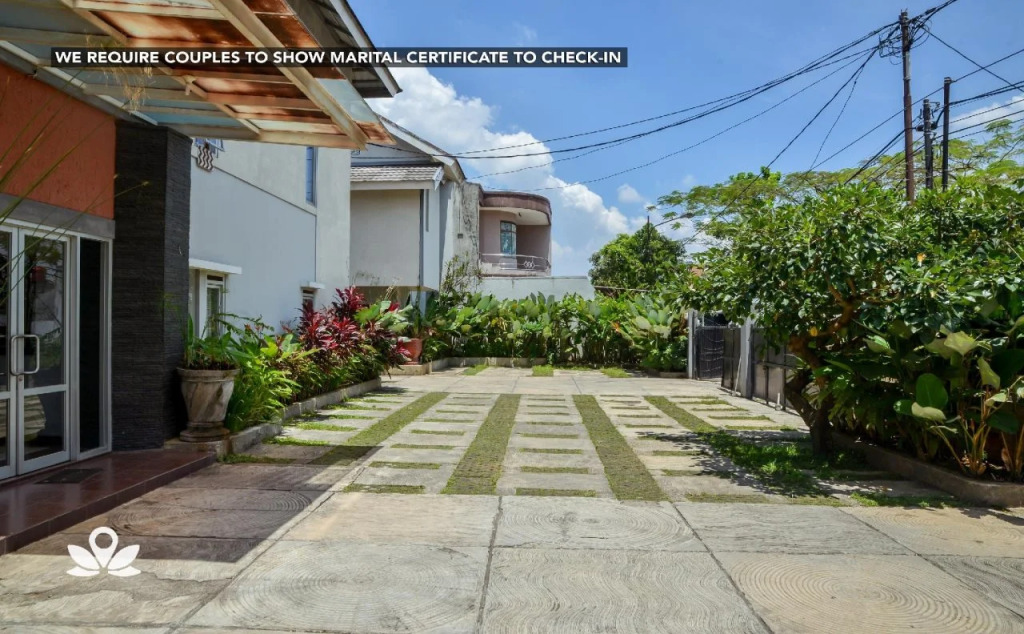 ZEN Rooms Basic UNINUS Syariah