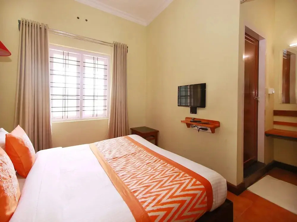 Hotel SN  Annex by OYO