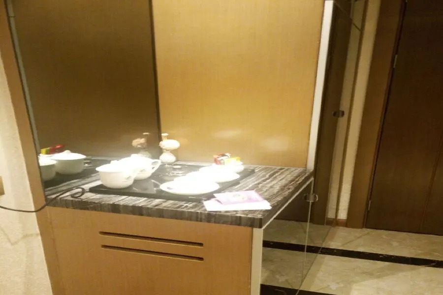 Pengke Hotel (Shenzhen North Railway Station Shangmu)