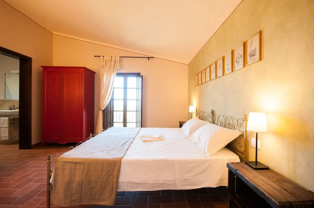 Agriturismo Borgo tra gli Olivi