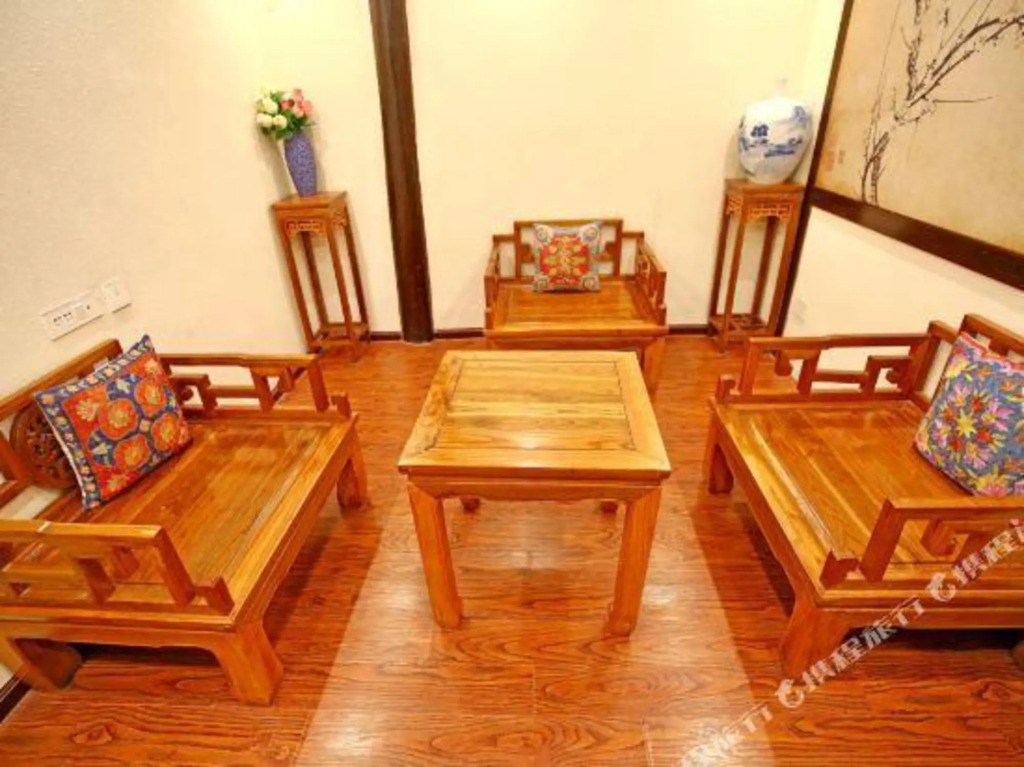 Xijiang Luanxi · Hanshe Garden Homestay (No.1 Wind and Rain Bridge)