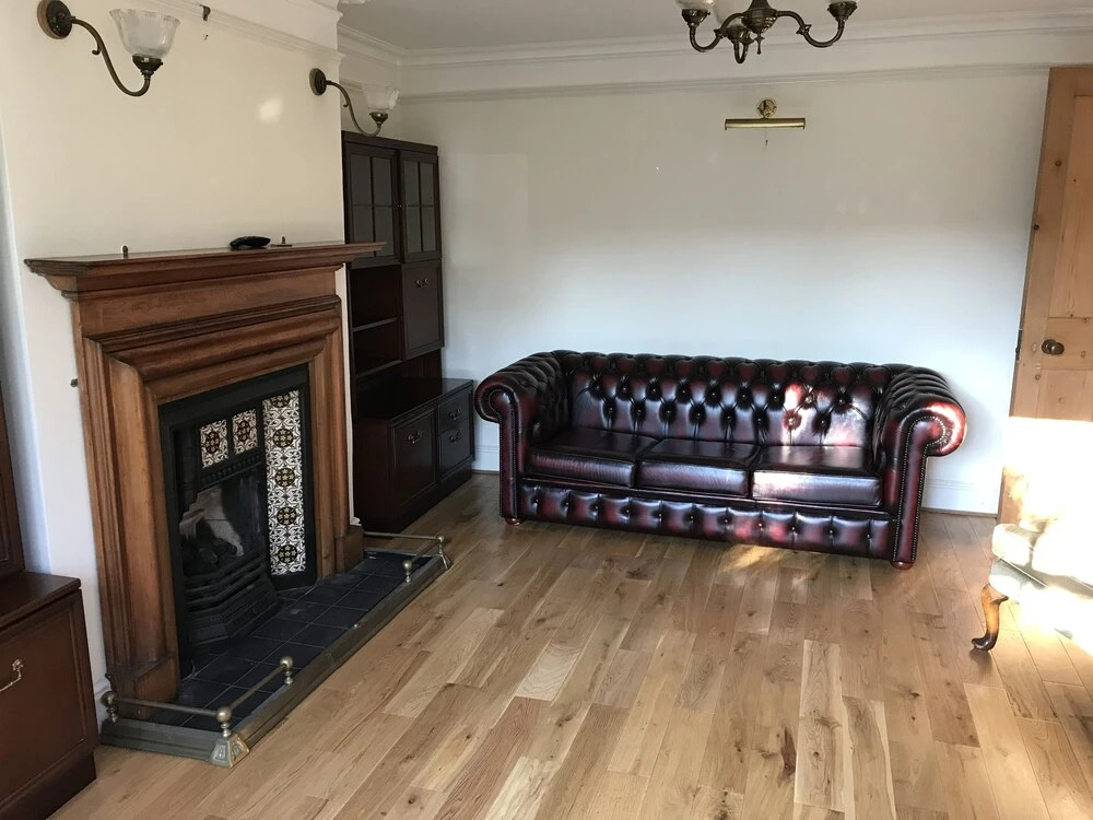 Melrose Lodge 4-bedroom house 1-bed flat