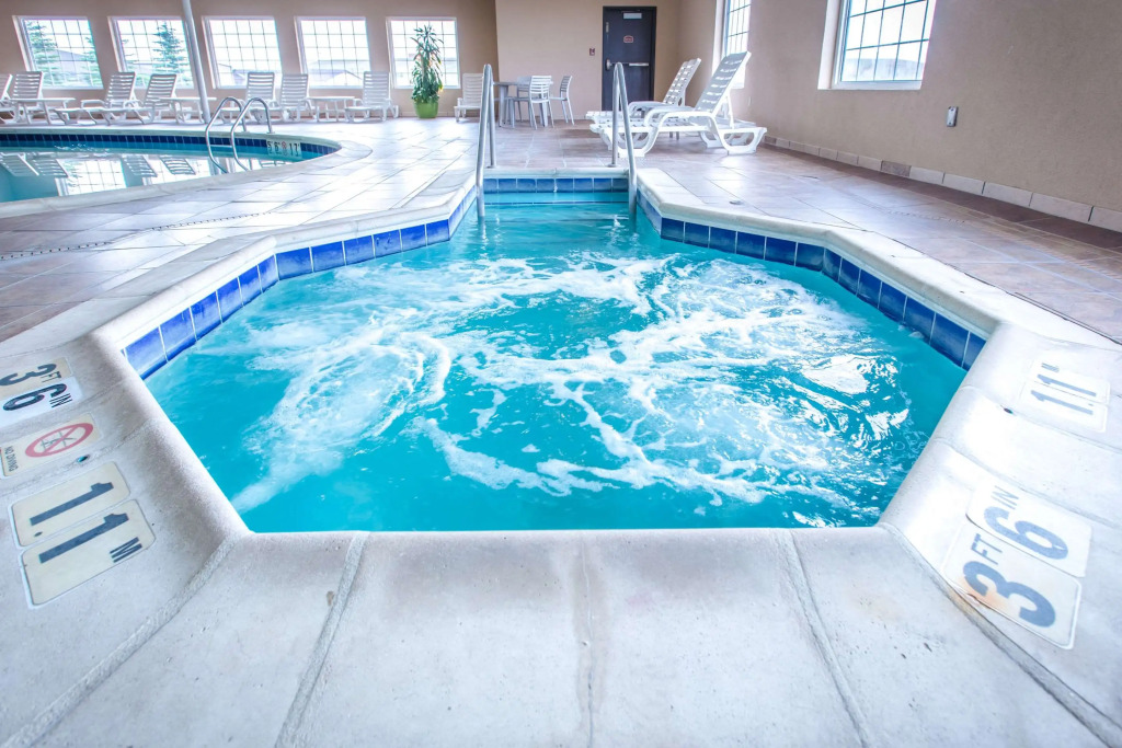 Quality Inn & Suites University