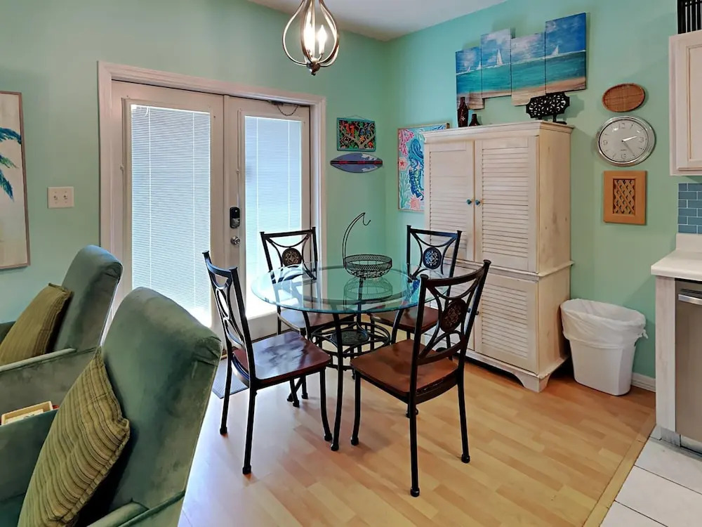 Sunset Cottages #1A by Southern Vacation Rentals