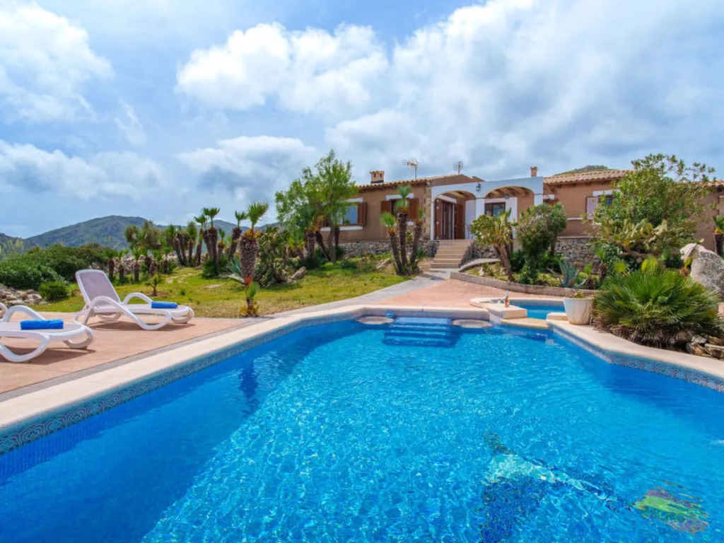 Villa Cala Torta Na Moli by Interhome